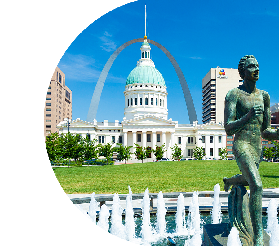 Old Courthouse and Keiner Plaza fountain